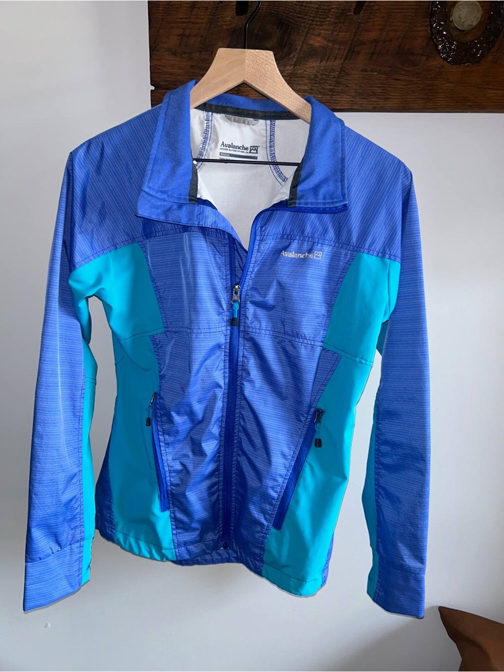 Avalanche Two-Tone Blue & Teal Women's windbreaker Jacket